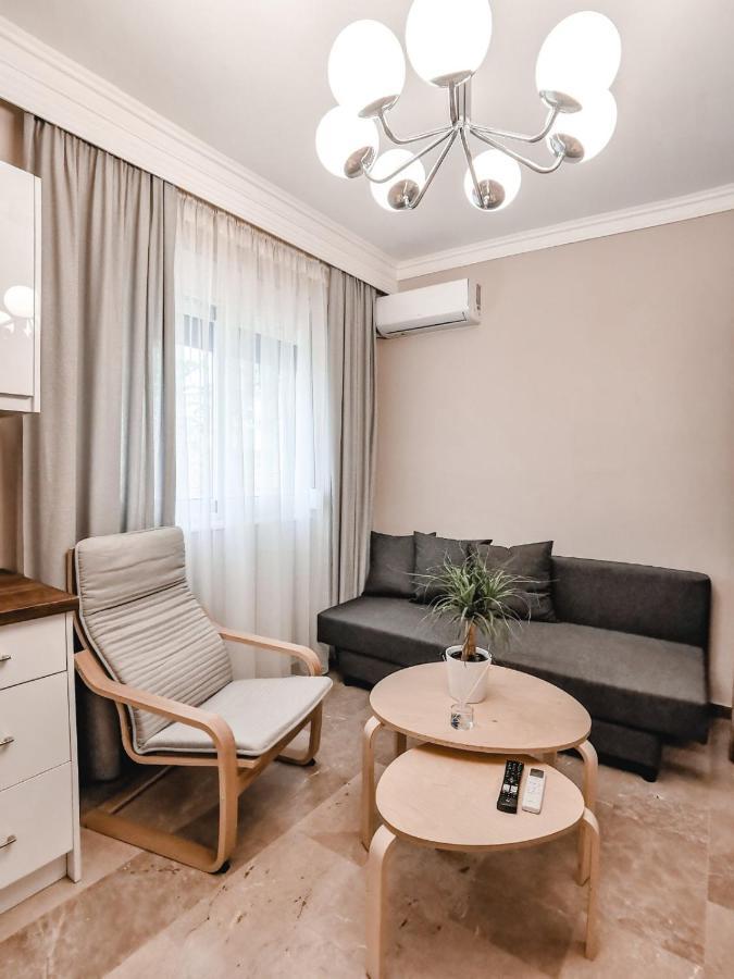Tip Top Apartment Chalkís Buitenkant foto
