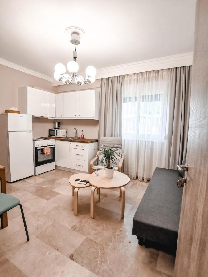 Tip Top Apartment Chalkís Buitenkant foto